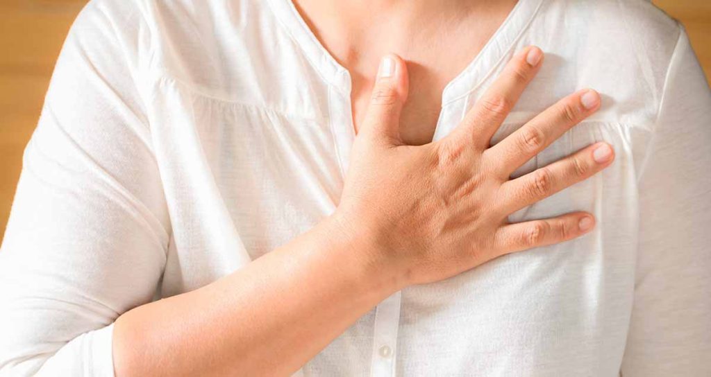 what-causes-chest-pain-on-the-left-side-dr-jasdeep-sidana-explains